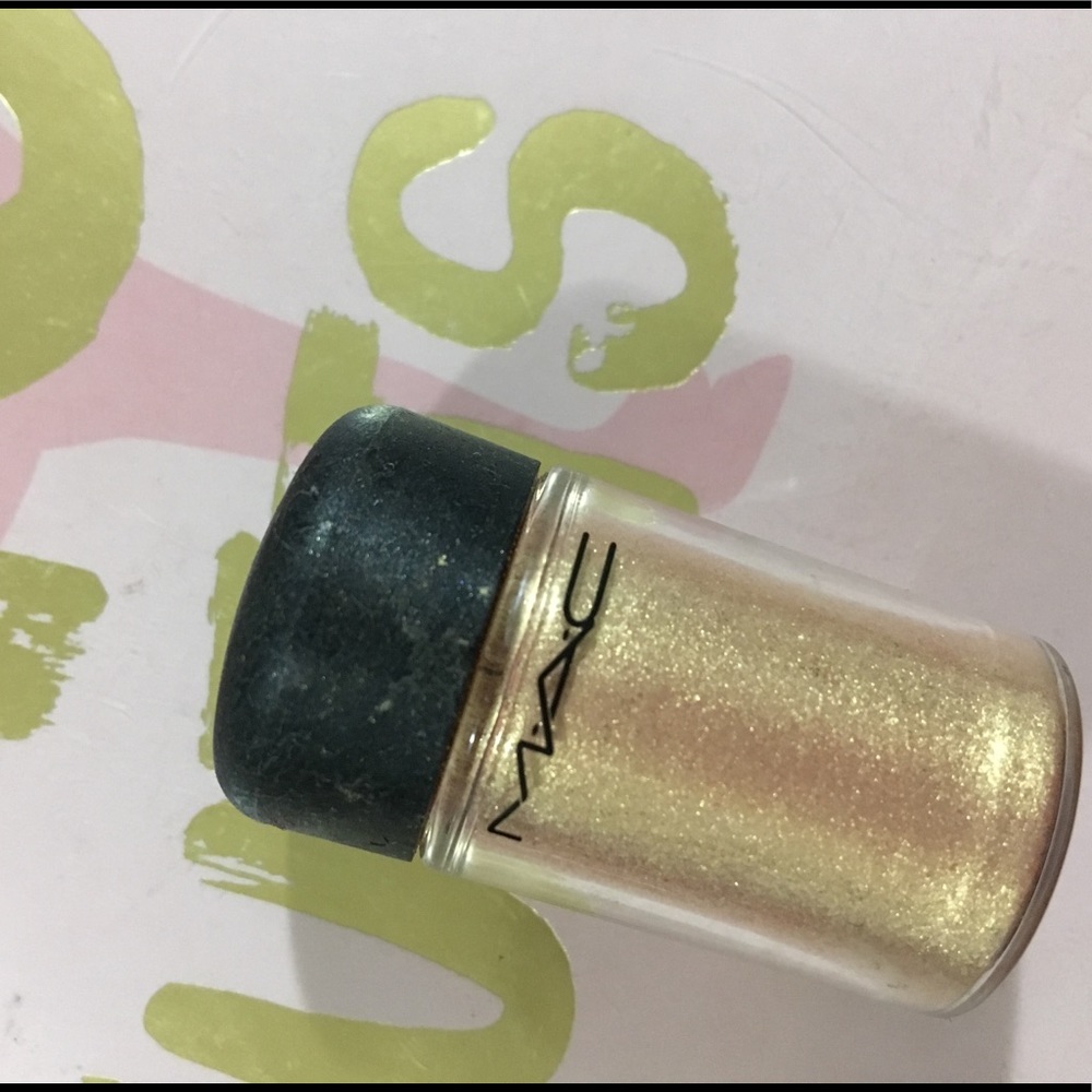 MAC. Melon 🍈 pigment
